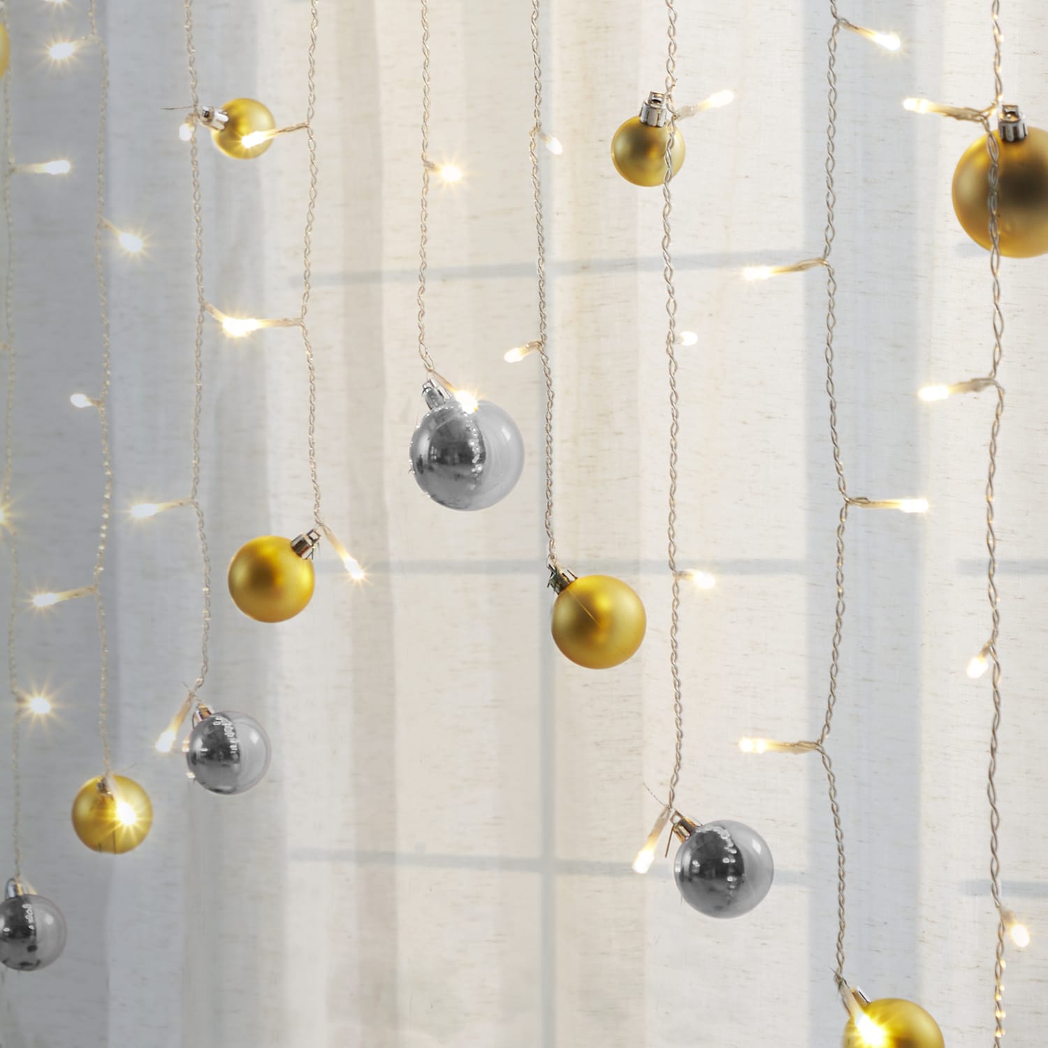 Prestige LED Bauble Curtain Lights, product image 4
